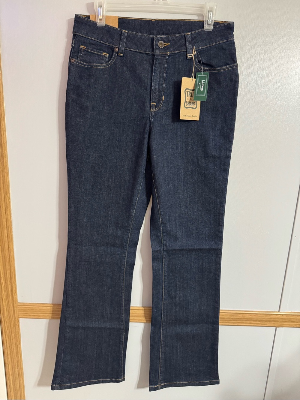 L.L. Bean Women’s Boot Cut Favorite Fit Jeans Size 10 Medium Tall